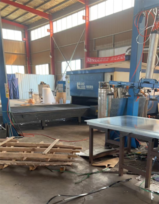 領創激光L20A激光切管機掀起管材加工熱潮，無縫鋼管廠迎來新機遇